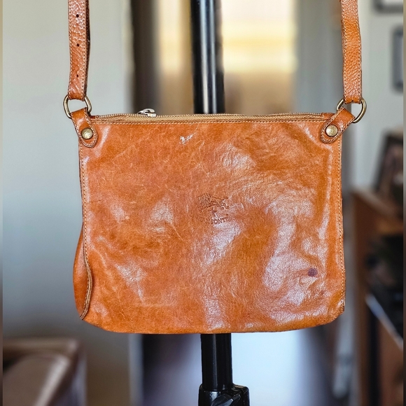 Il Bisonte Handbags - Il Bisonte Vintage Tan Leather Crossbody Bag